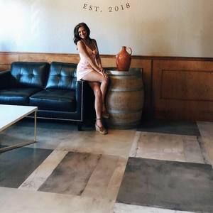 Meet your Posher, Emily